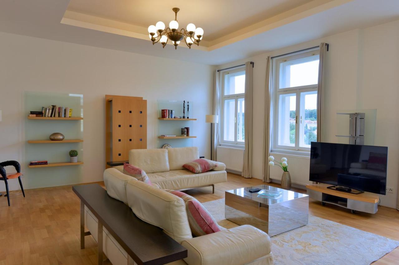 Kolonada Luxury 3 Bedroom Apartment Manes Маріанські Лазні Екстер'єр фото