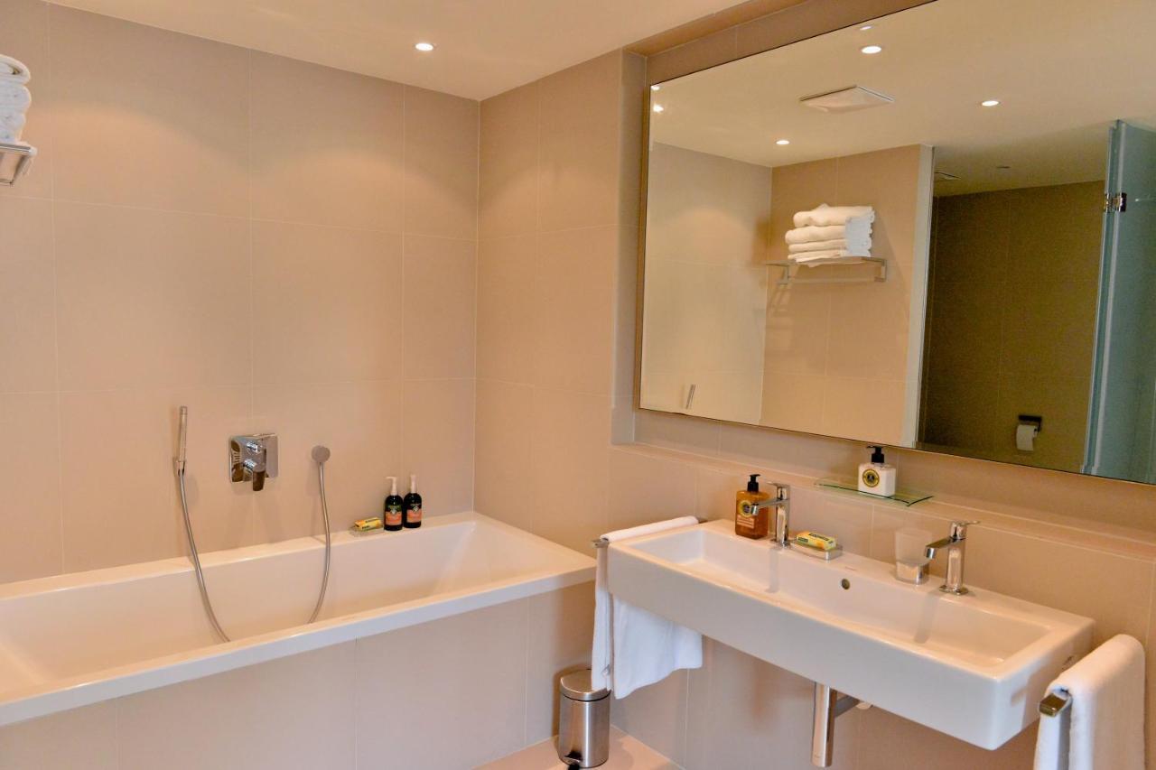 Kolonada Luxury 3 Bedroom Apartment Manes Маріанські Лазні Екстер'єр фото