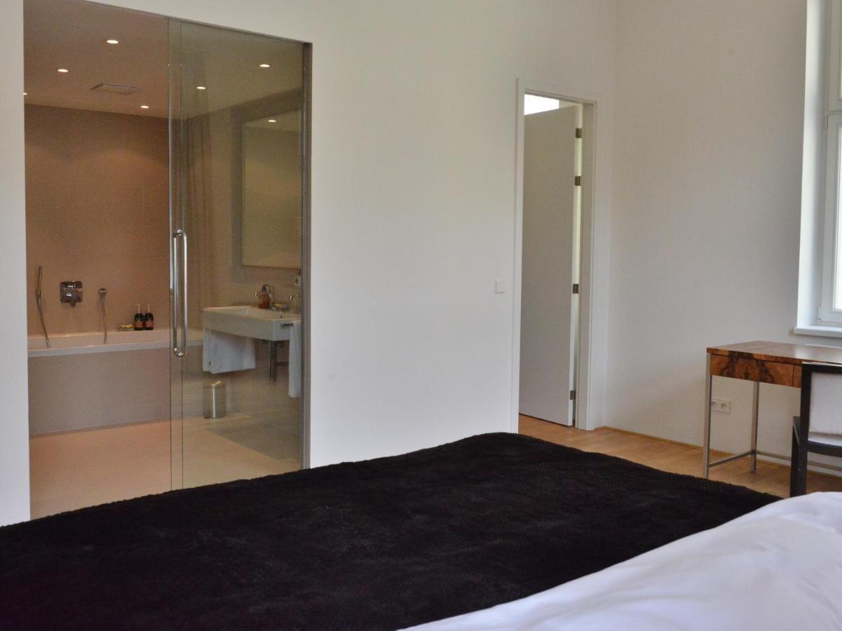 Kolonada Luxury 3 Bedroom Apartment Manes Маріанські Лазні Екстер'єр фото