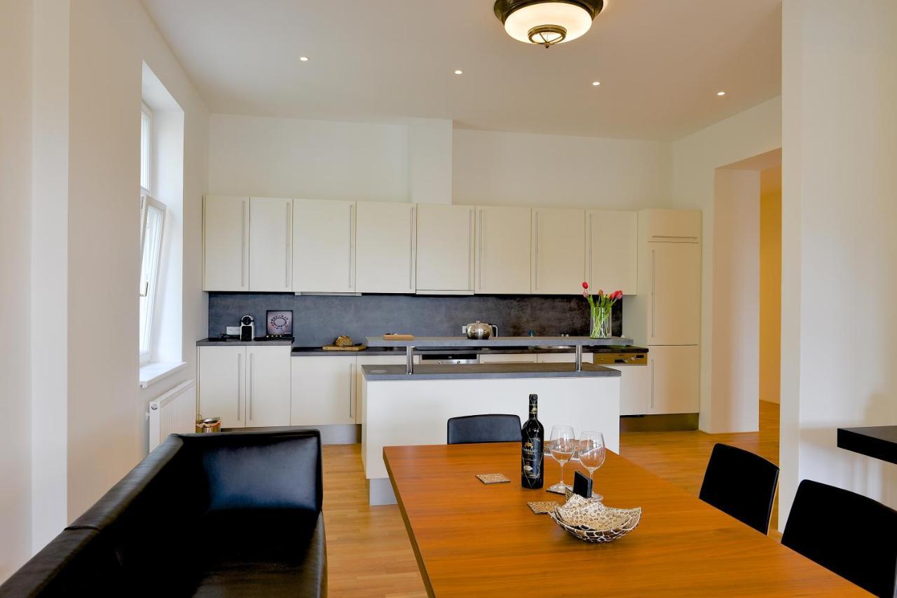 Kolonada Luxury 3 Bedroom Apartment Manes Маріанські Лазні Екстер'єр фото