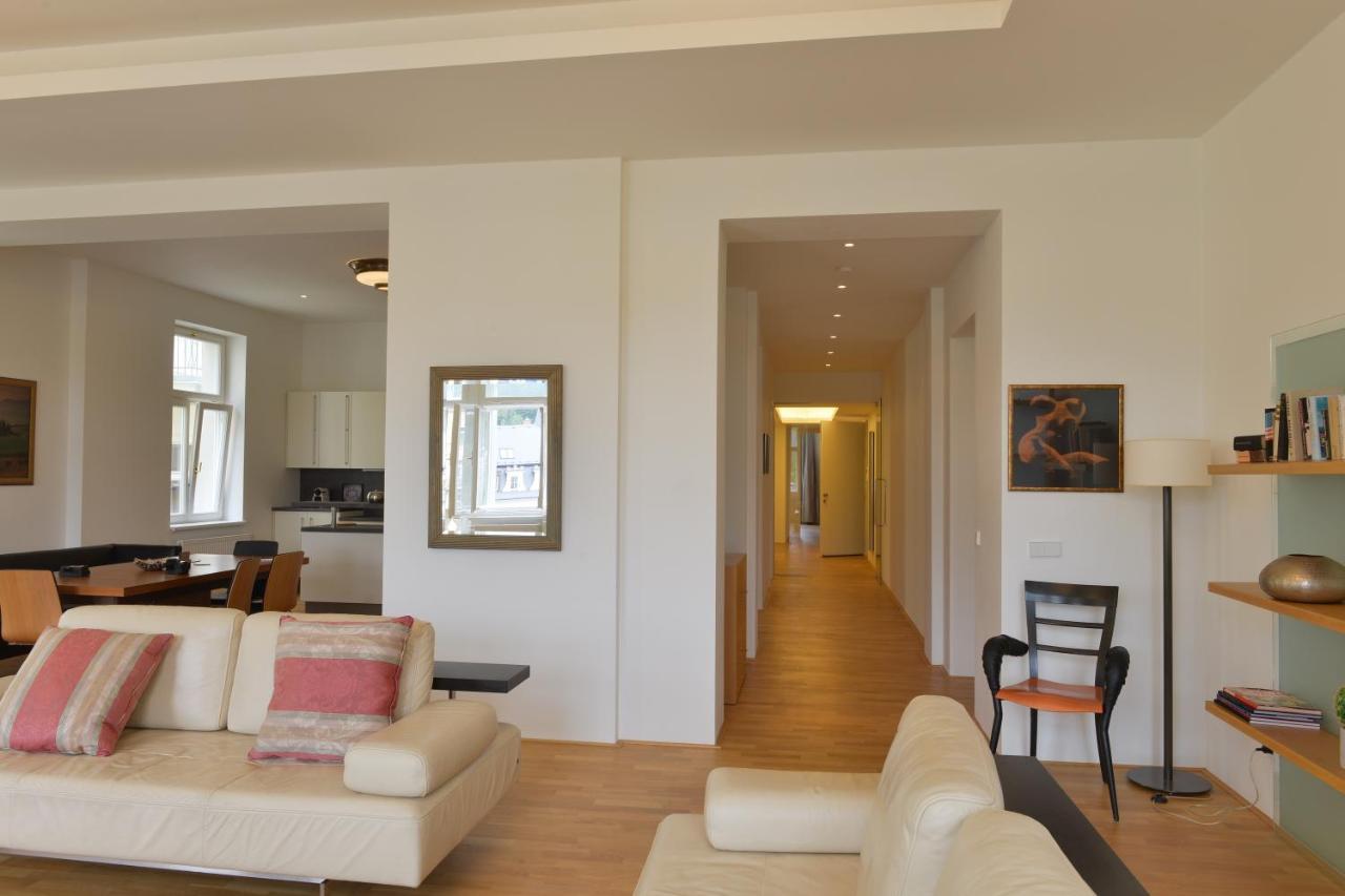 Kolonada Luxury 3 Bedroom Apartment Manes Маріанські Лазні Екстер'єр фото