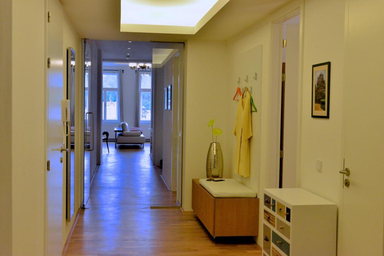 Kolonada Luxury 3 Bedroom Apartment Manes Маріанські Лазні Екстер'єр фото